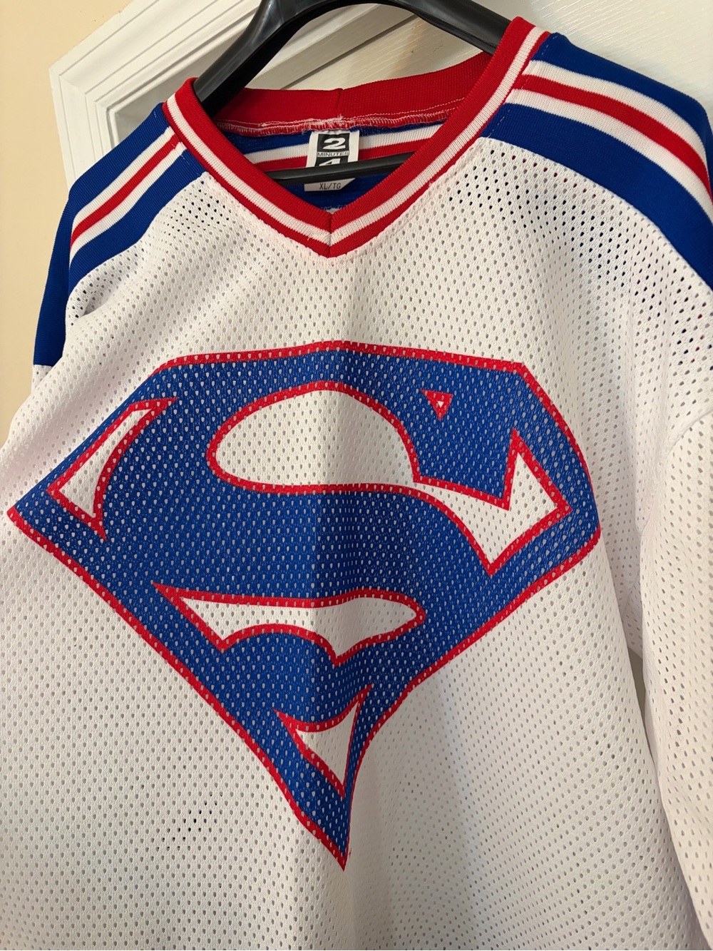 Vintage Superman Hockey Jersey XL Red White Blue Embroidered DC Comic Canada